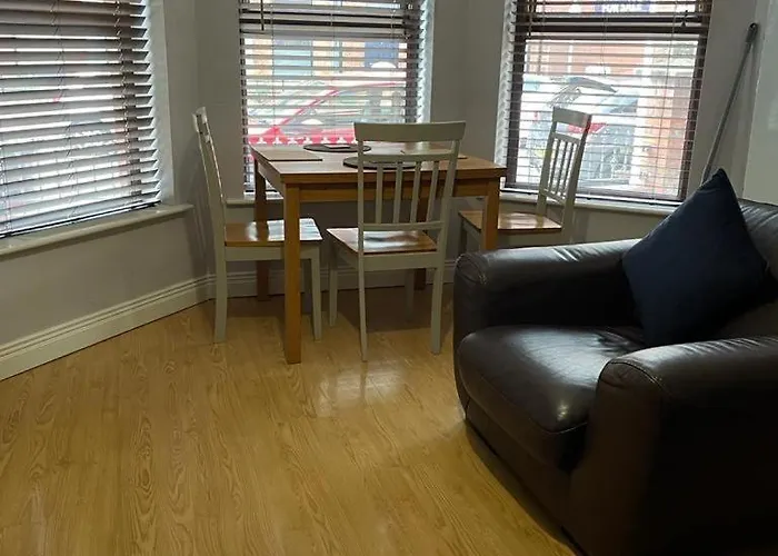 Malone Serviced Apartments
